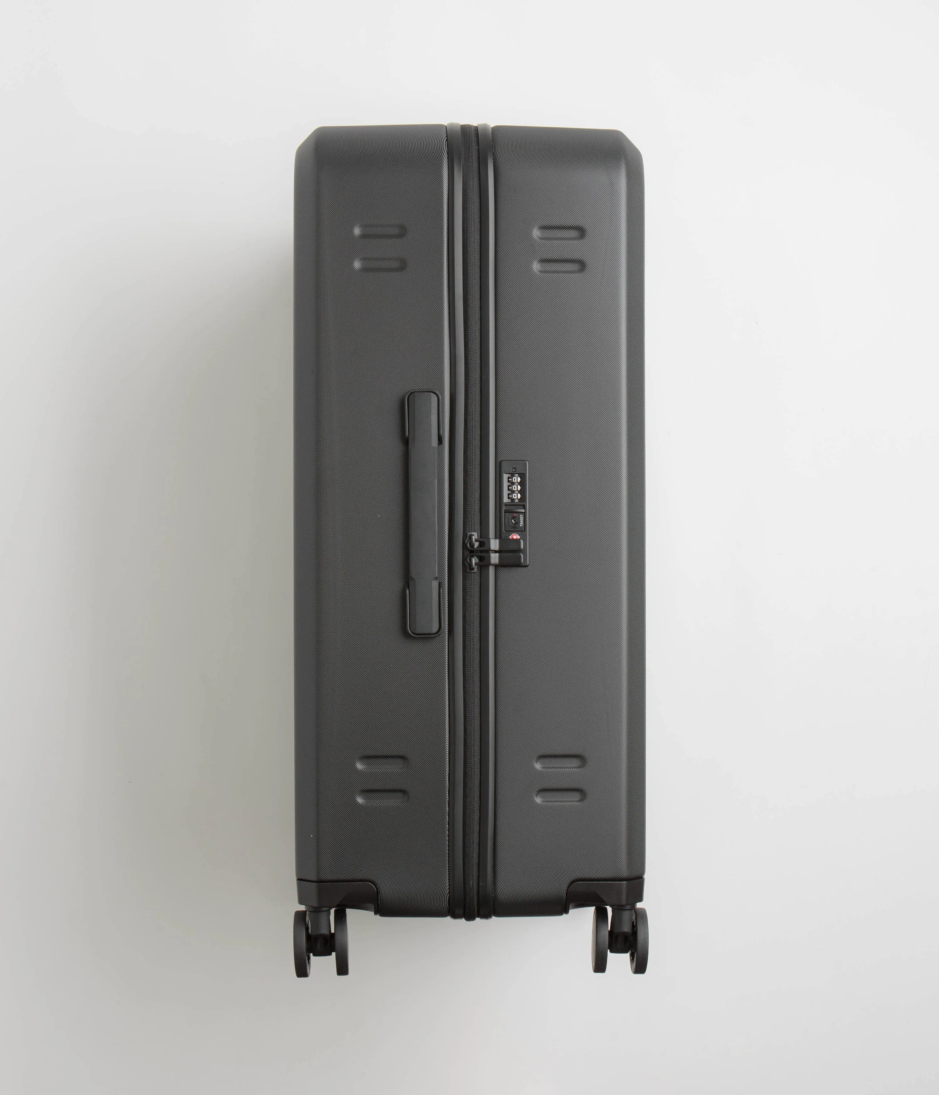 D_b_ Ramverk Large Check-In Luggage - Black Out