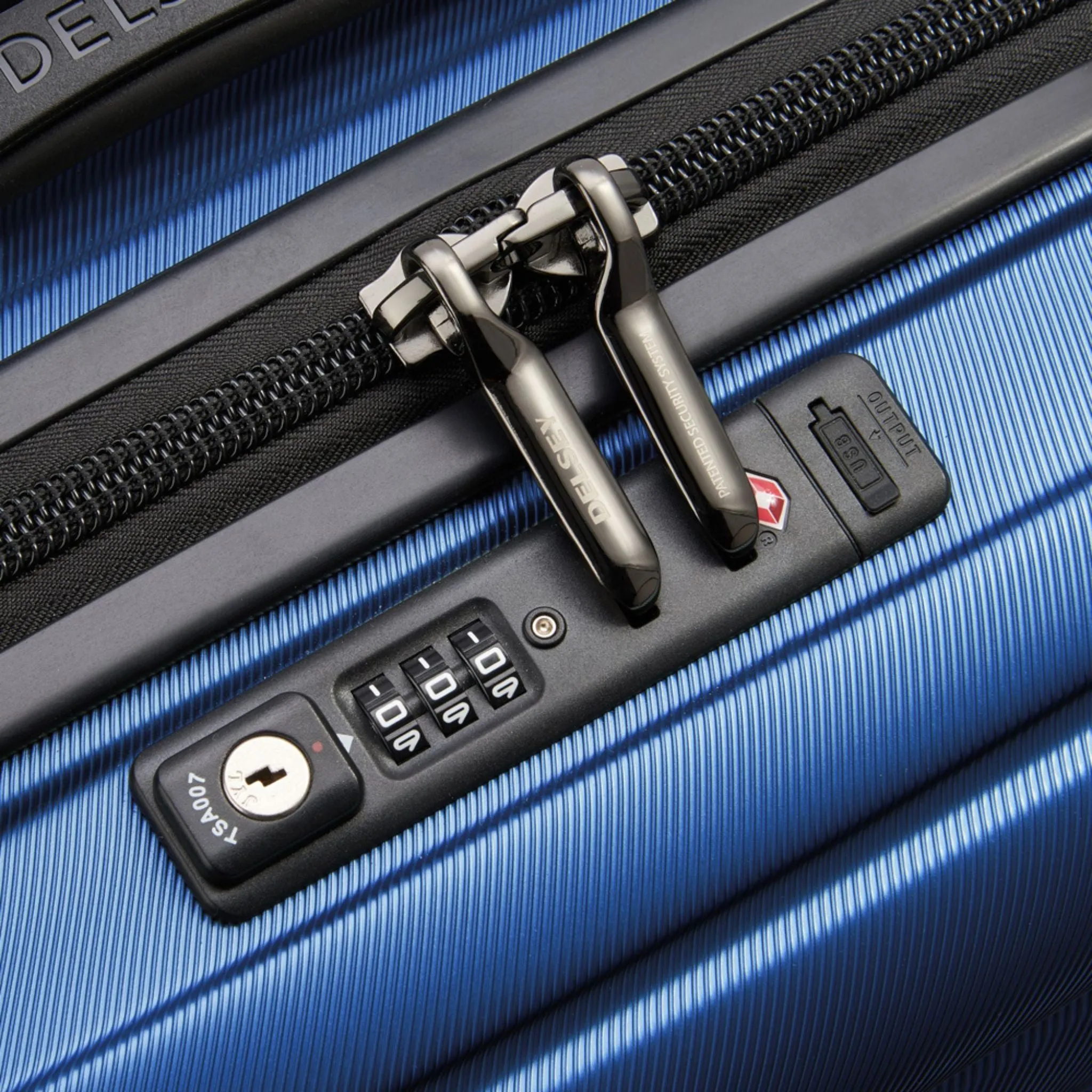 Delsey Paris Shadow 5.0 DY2878801P 55cm 4 Double Wheels Expandable Trolley Case - Blue