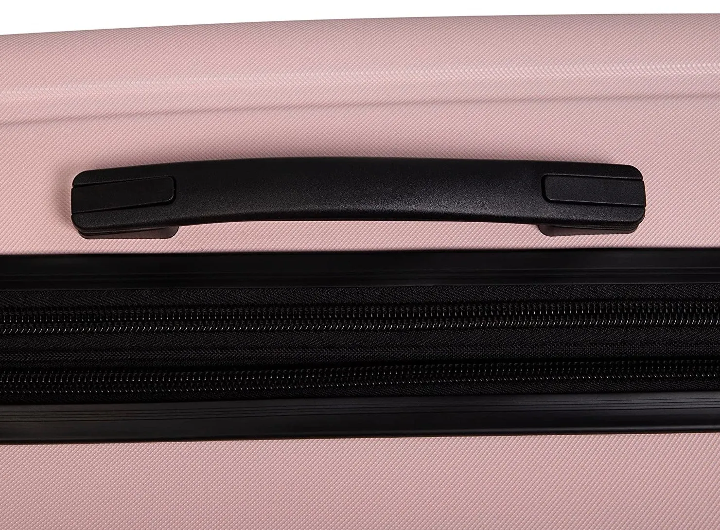 IT Luggage Fashionista (Prada Pink)