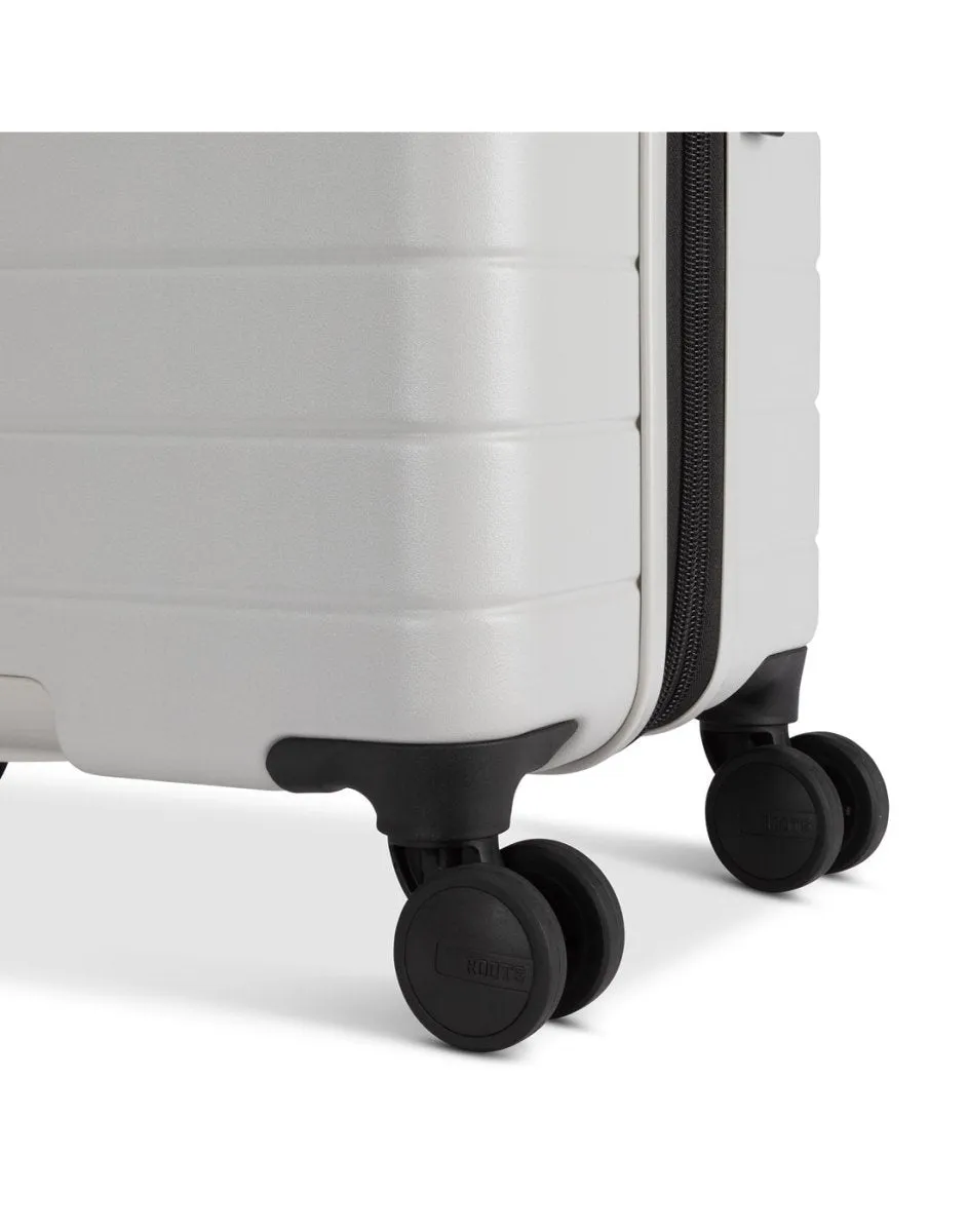 Roots Travel 28" Expandable Hardside Spinner