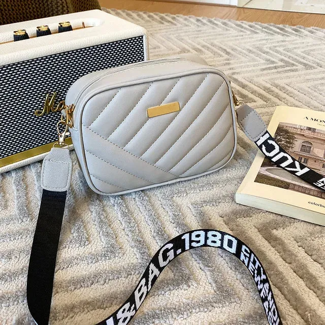 trendy small crossbody bag