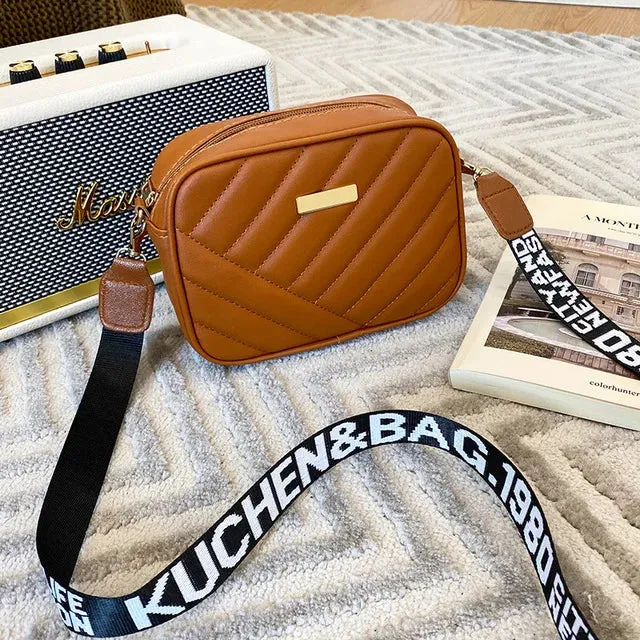 trendy small crossbody bag