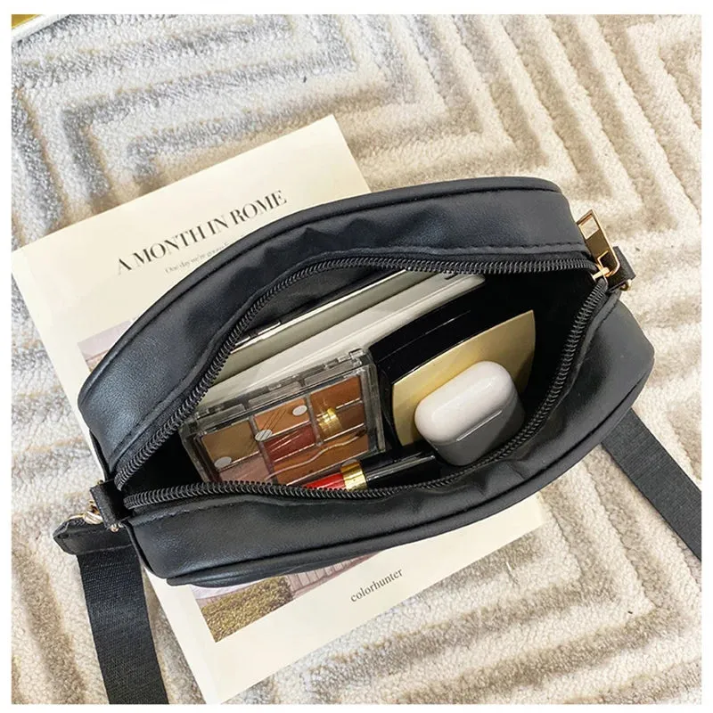 trendy small crossbody bag