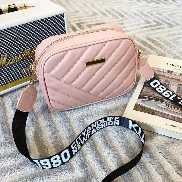 trendy small crossbody bag